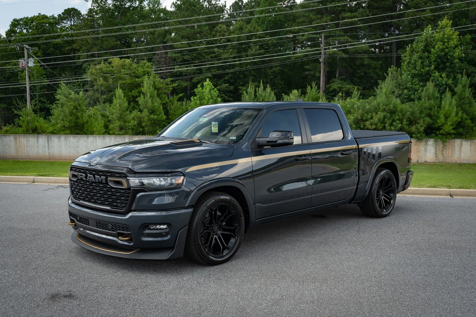 New 2026 Forged Blue Metallic Exterior Paint RAM Big Horn/Lone Star image 14