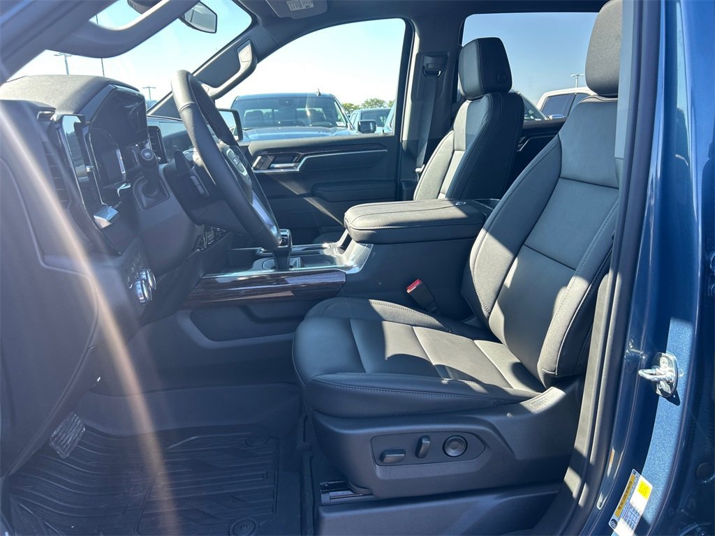 2026 GMC SIERRA - Image 15