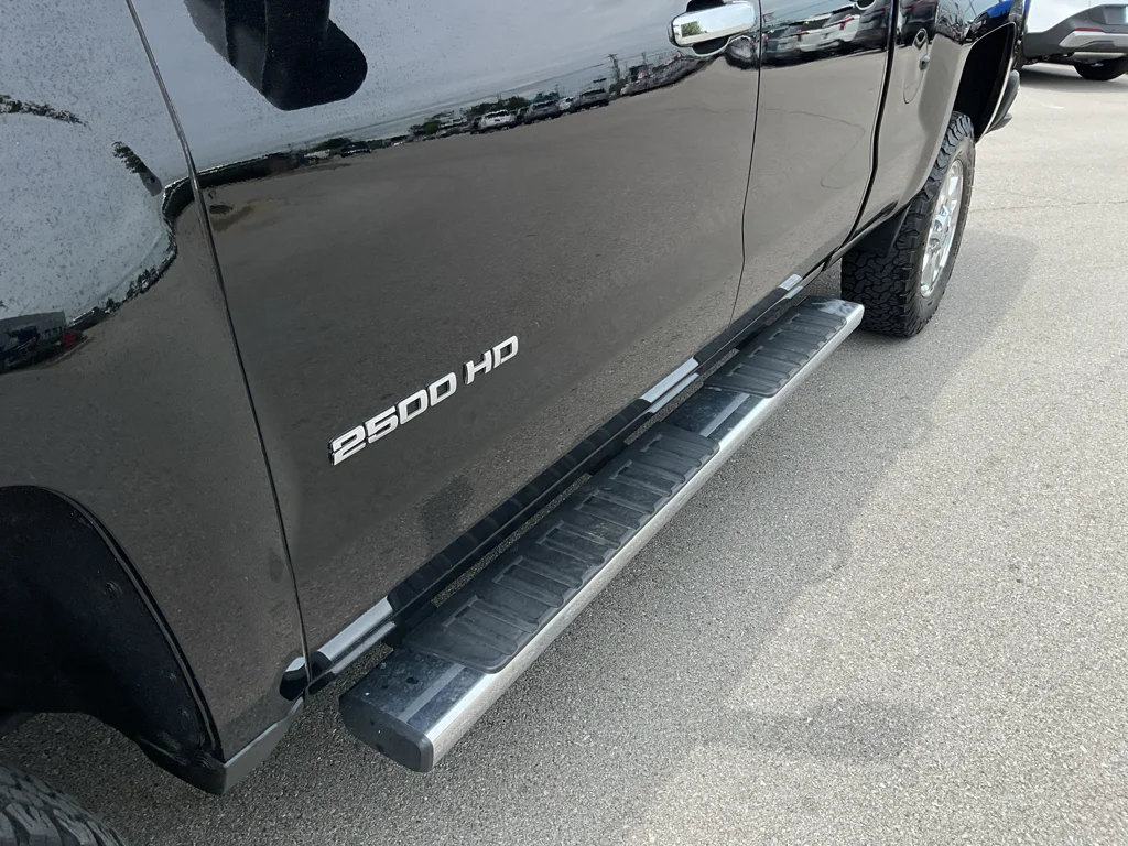 Used 2015 Black Chevrolet LT image 7