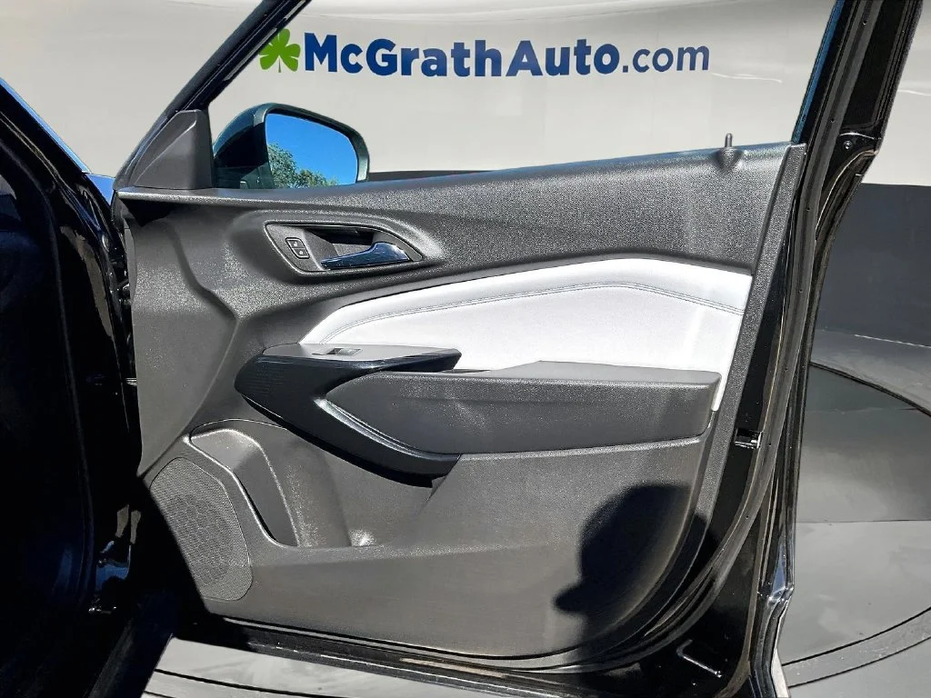 Certified Used 2025 Black Chevrolet LT image 31