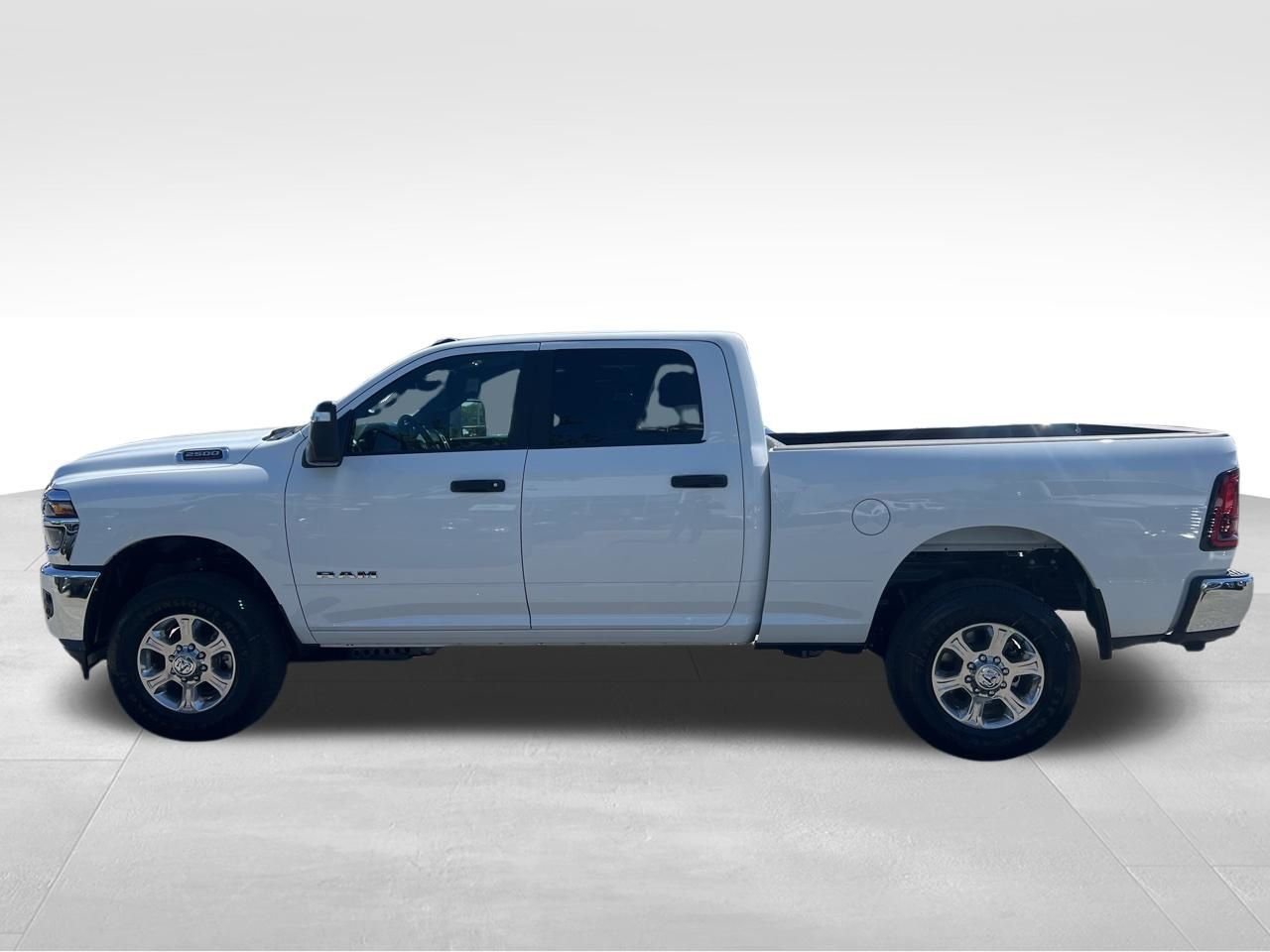 New 2026 Bright White Clear-Coat Exterior Paint RAM Big Horn image 2