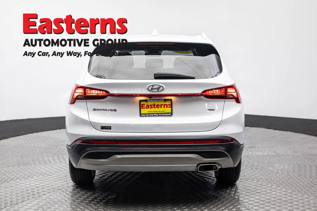 Used 2023 White Hyundai SEL image 6