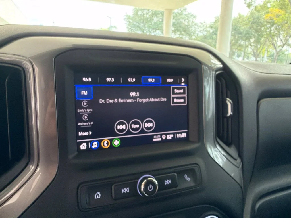 Used 2023 Black Chevrolet Custom image 8