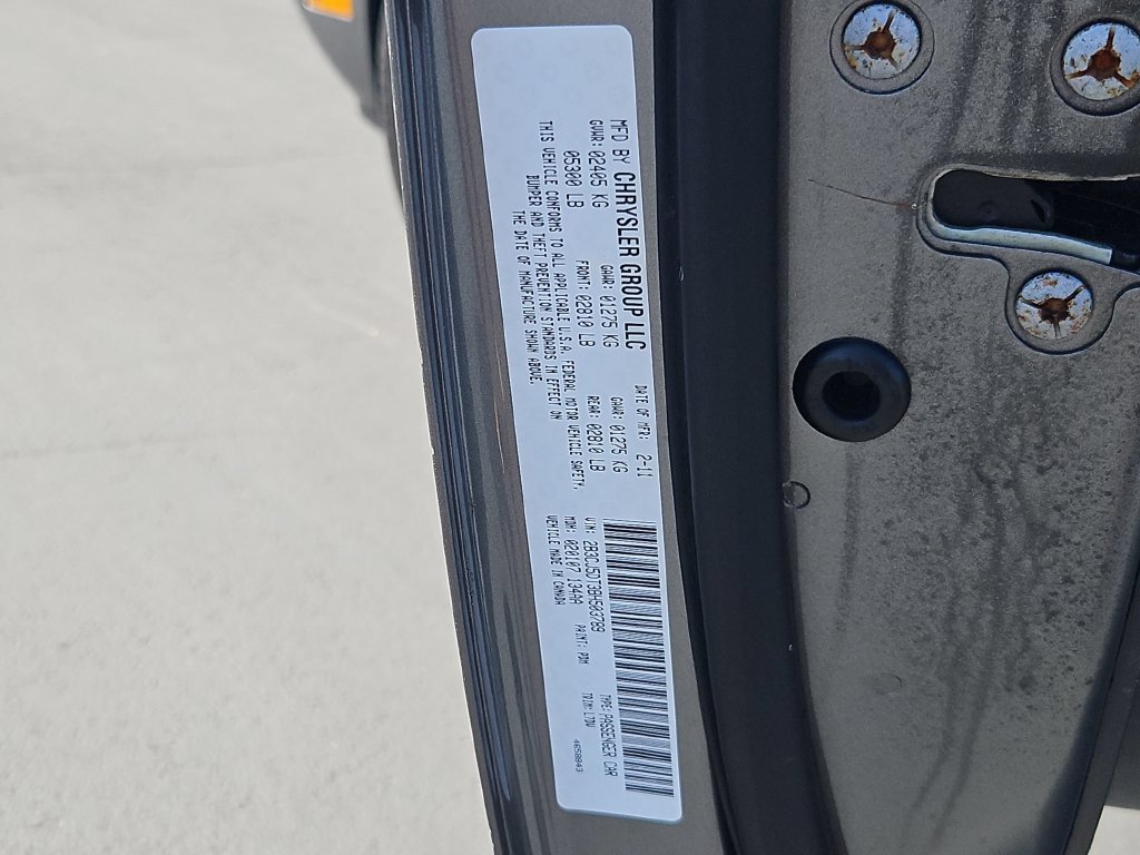 Used 2011 Gray Dodge R/T image 31