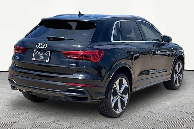 Used 2021 Black Audi Premium Plus image 2