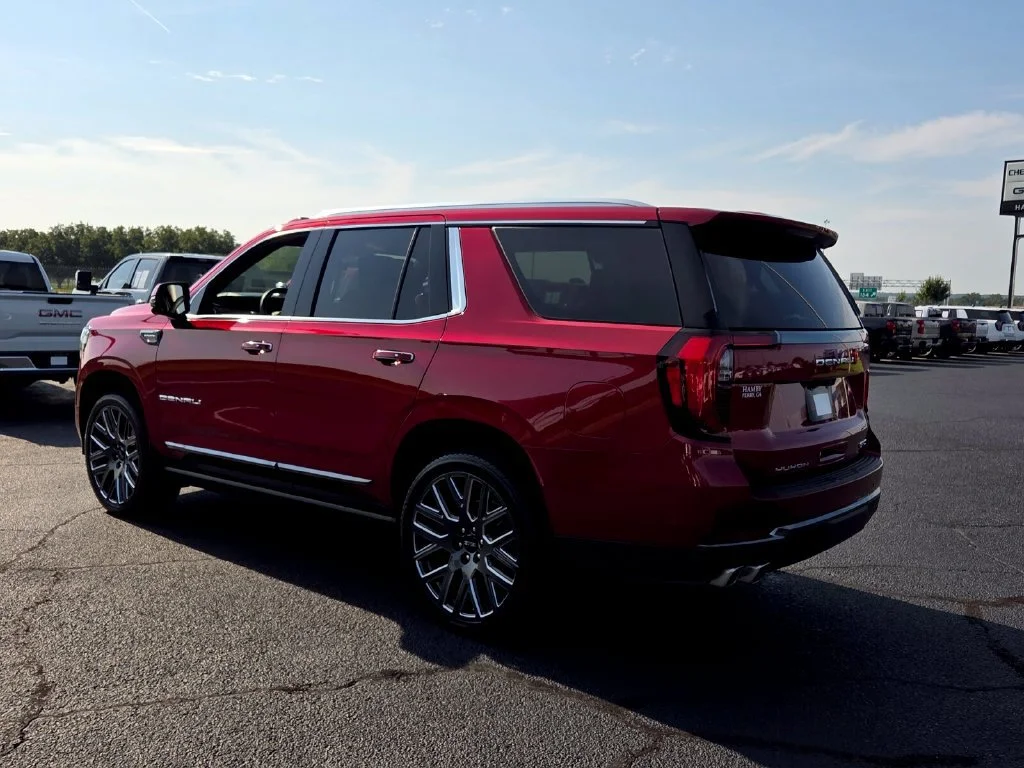 Used 2026 Volcanic Red Tintcoat GMC Denali Ultimate image 10