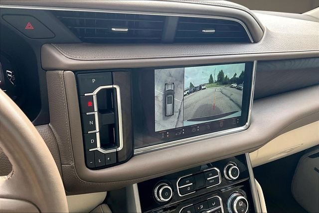 Used 2023 White GMC Denali image 21