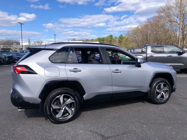 Used 2023 Silver Toyota SE image 3