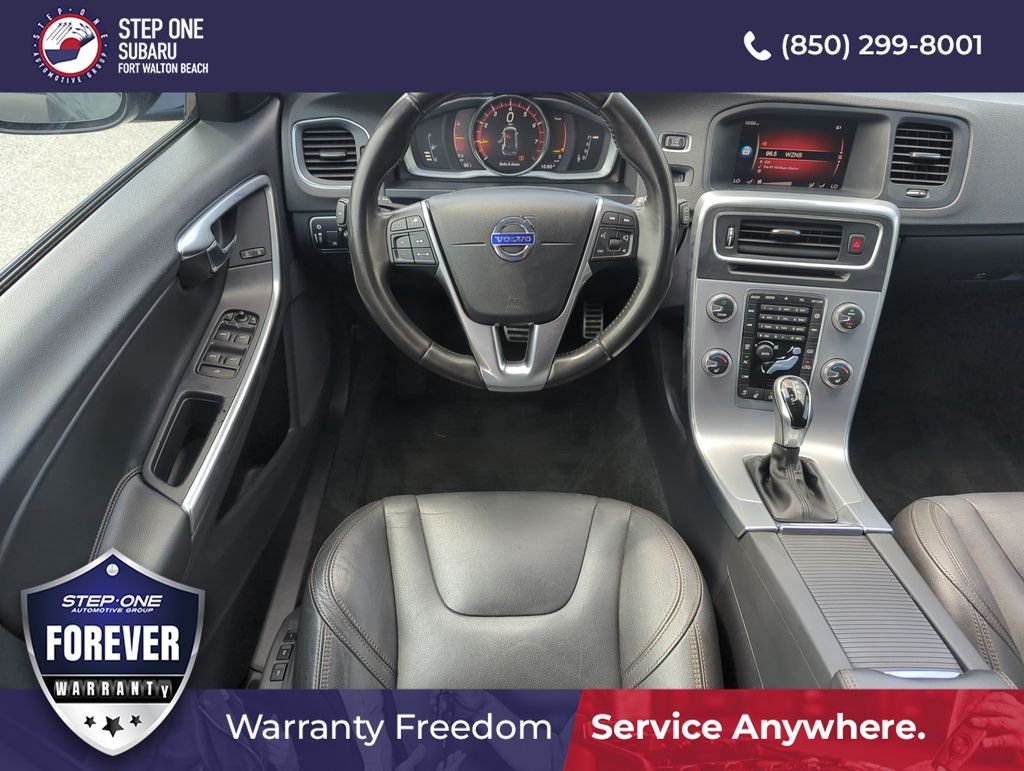 Used 2018 Black Volvo T5 image 14