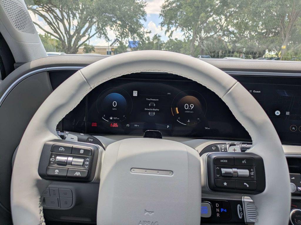 New 2026 White Hyundai SEL FWD image 31
