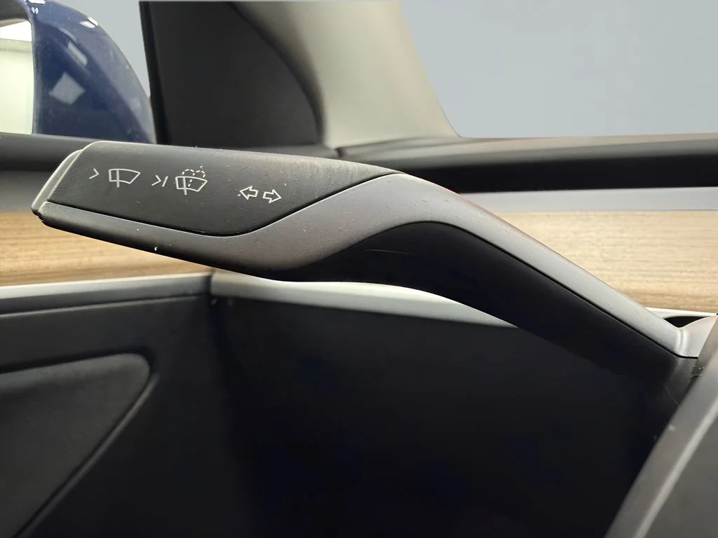 Used 2023 Blue Tesla Long Range image 19