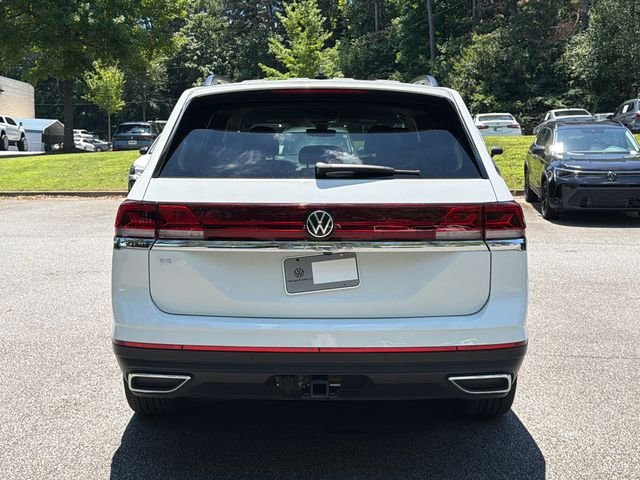 Used 2025  Volkswagen 2.0T SE w/Technology image 6