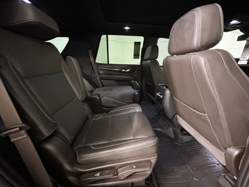 Used 2023 Blue GMC Denali image 17