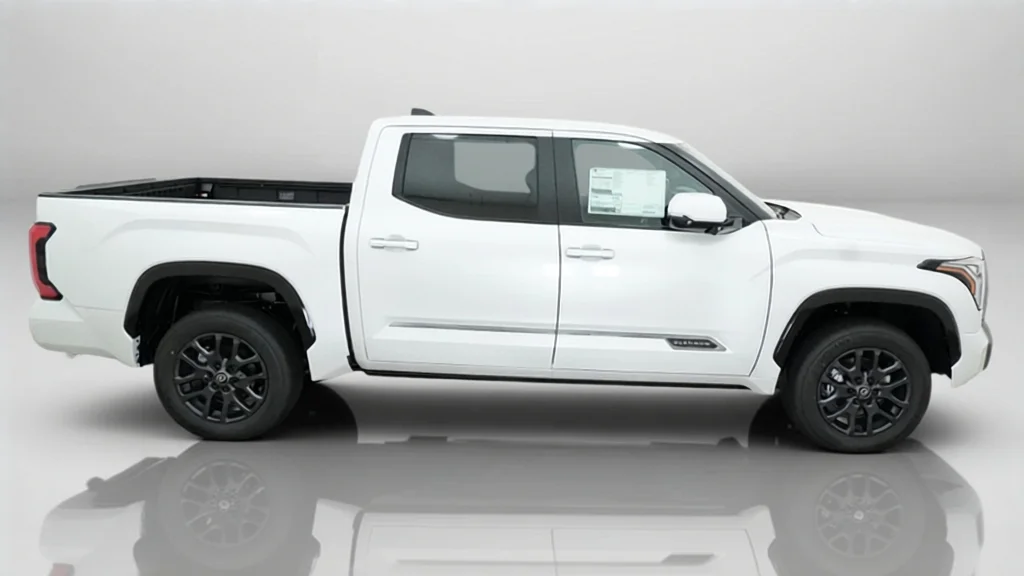New 2026 Wind Chill Pearl Toyota Platinum image 15