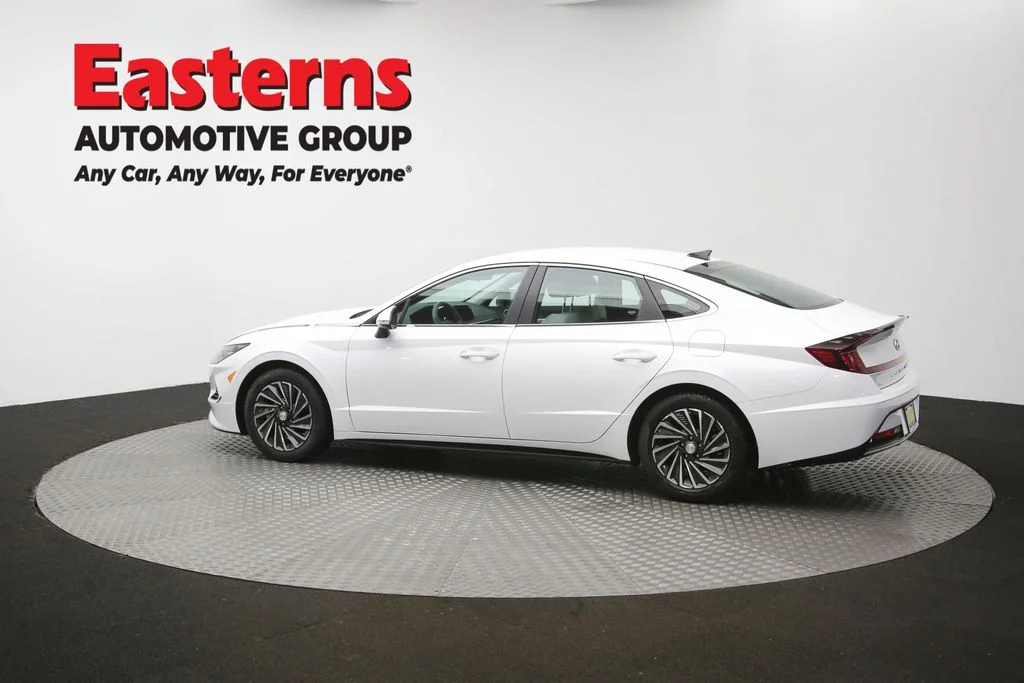 Used 2023 White Hyundai SEL image 61