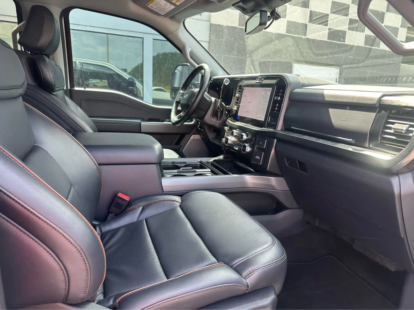 Used 2026 Avalanche Ford LARIAT image 11