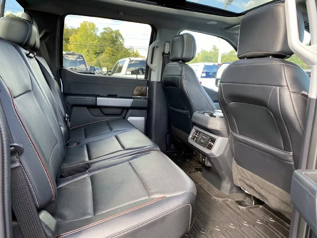 Used 2024 Silver Metallic Ford Lariat image 29