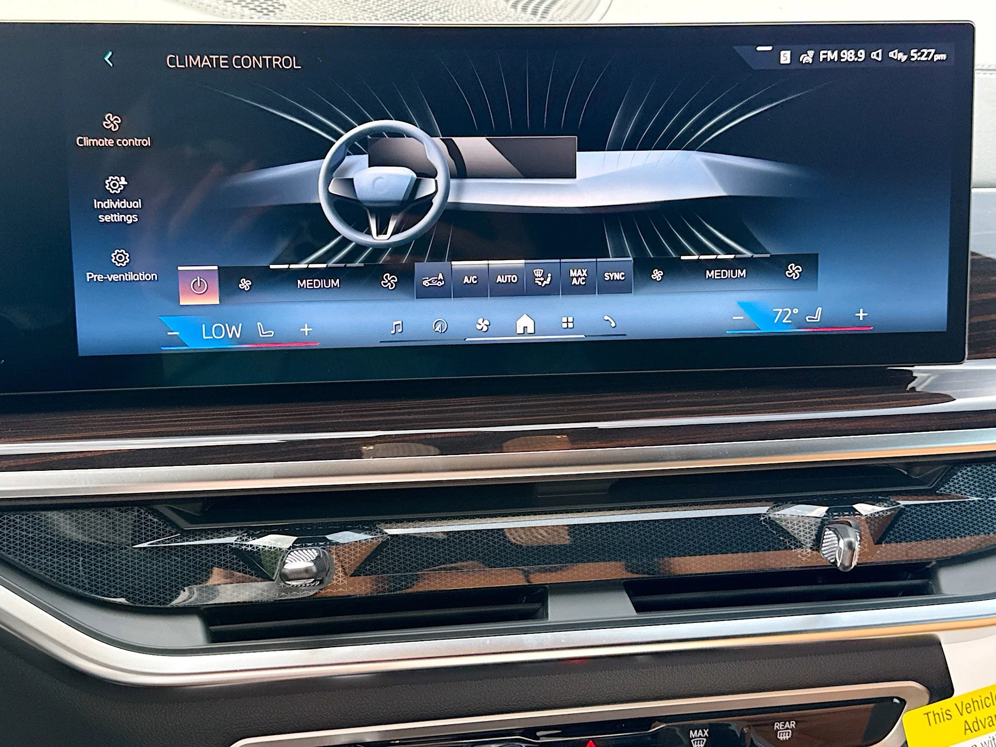 New 2026 Alpine White BMW sDrive40i image 36