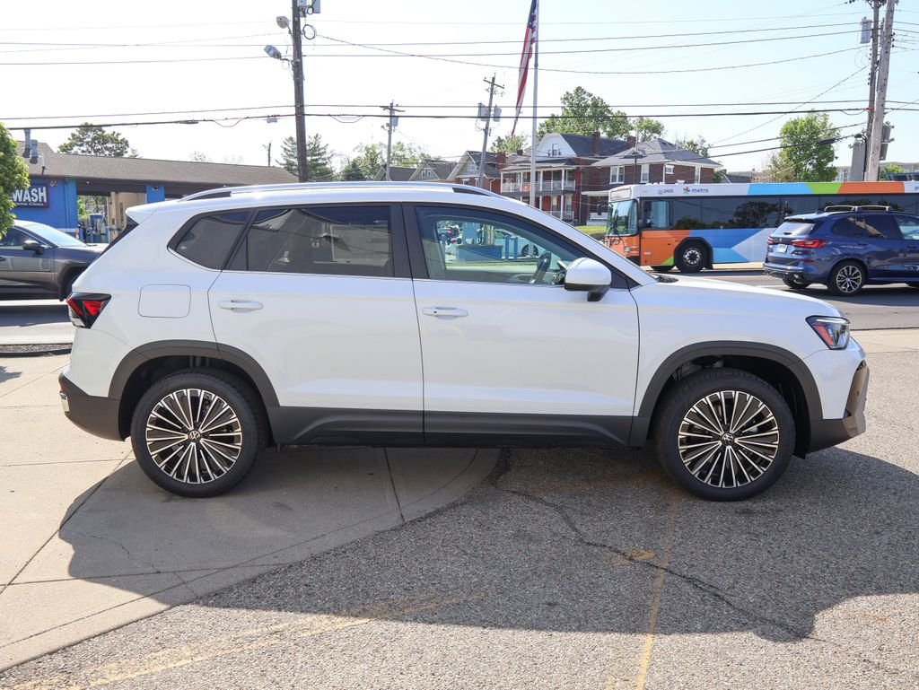 New 2026 White Volkswagen 1.5T SE image 6