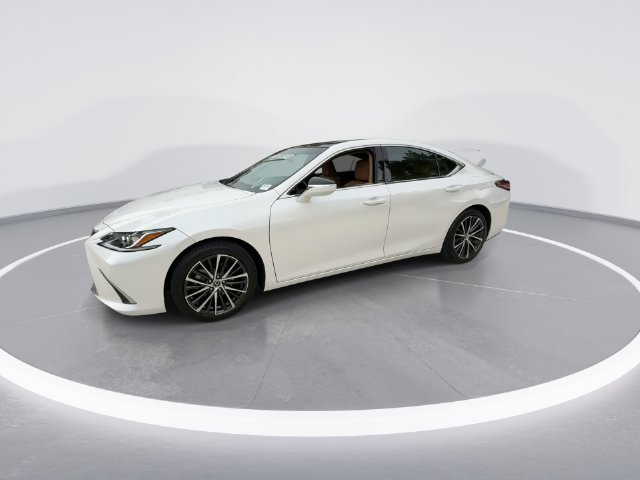 2024 Lexus ES 350 - Photo 4