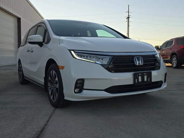 Used 2024  Honda EX-L image 7