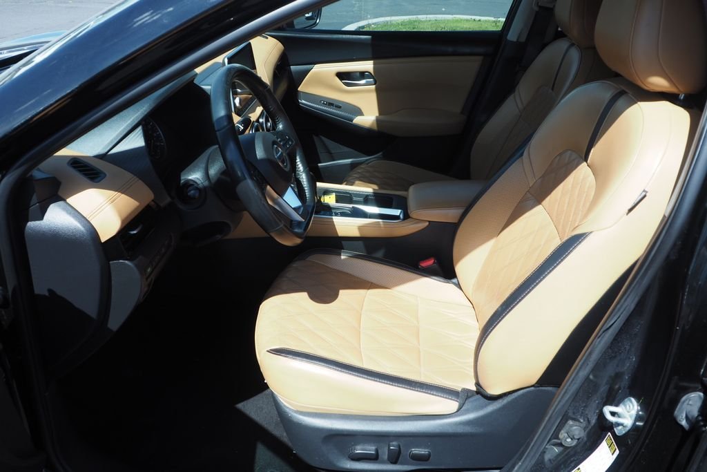 Used 2023 Black Nissan SV image 12