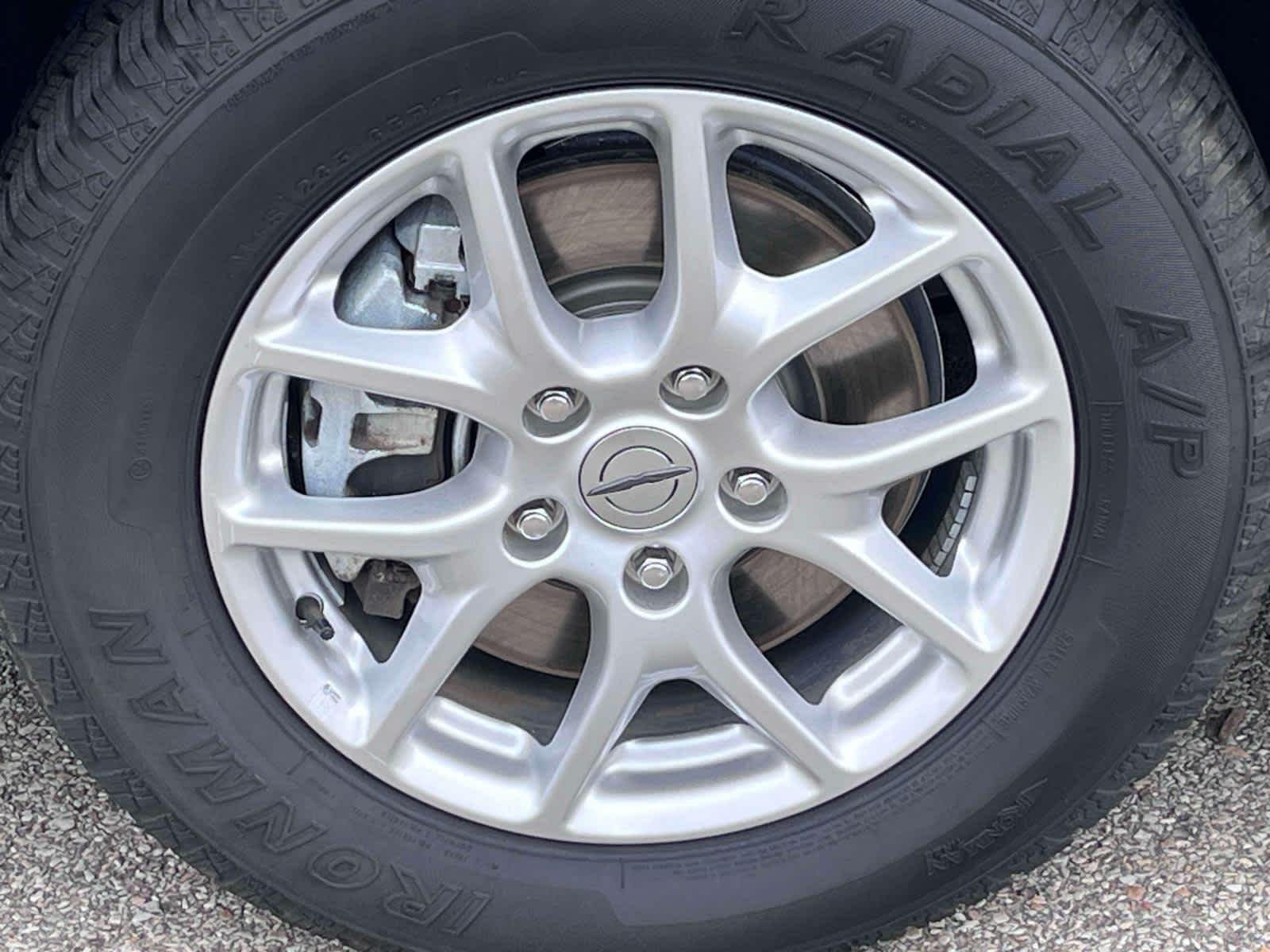 Used 2023 Blk/black Chrysler Touring L image 14