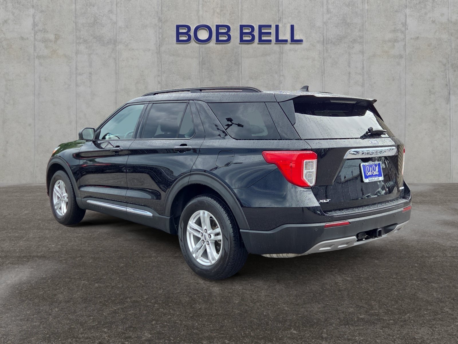 Certified Used 2022 Black Metallic Ford XLT image 3