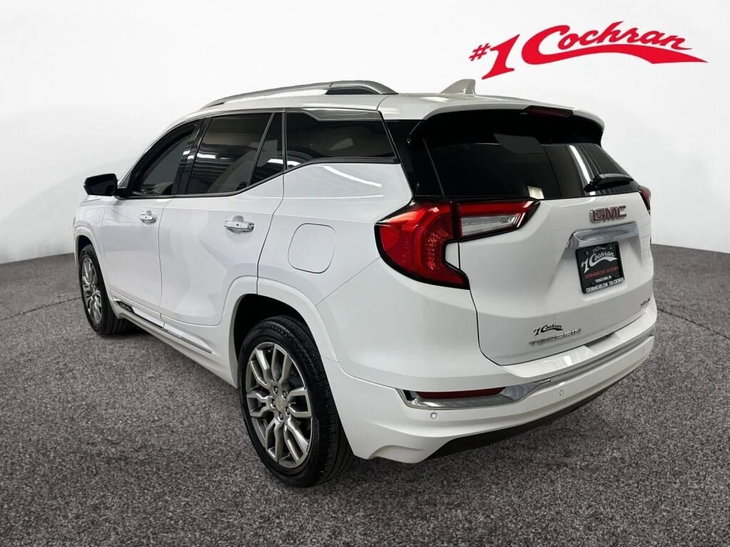 2023 GMC Terrain Denali - Photo 27