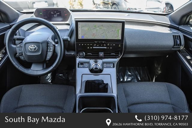 Used 2024  Toyota XLE image 12