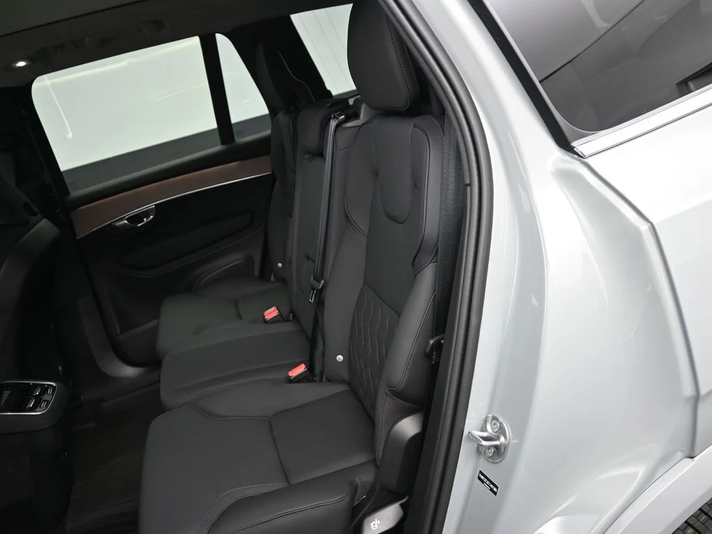 New 2026 Vapour Grey Volvo Core image 14