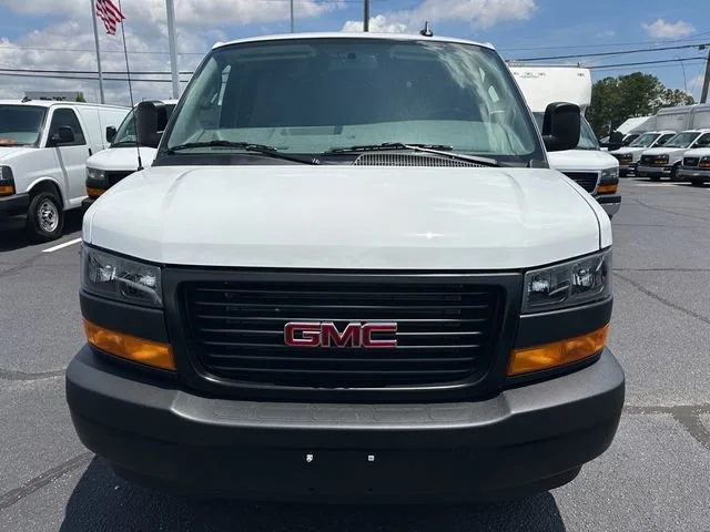 2025 GMC Savana Cargo Work Van - Photo 13