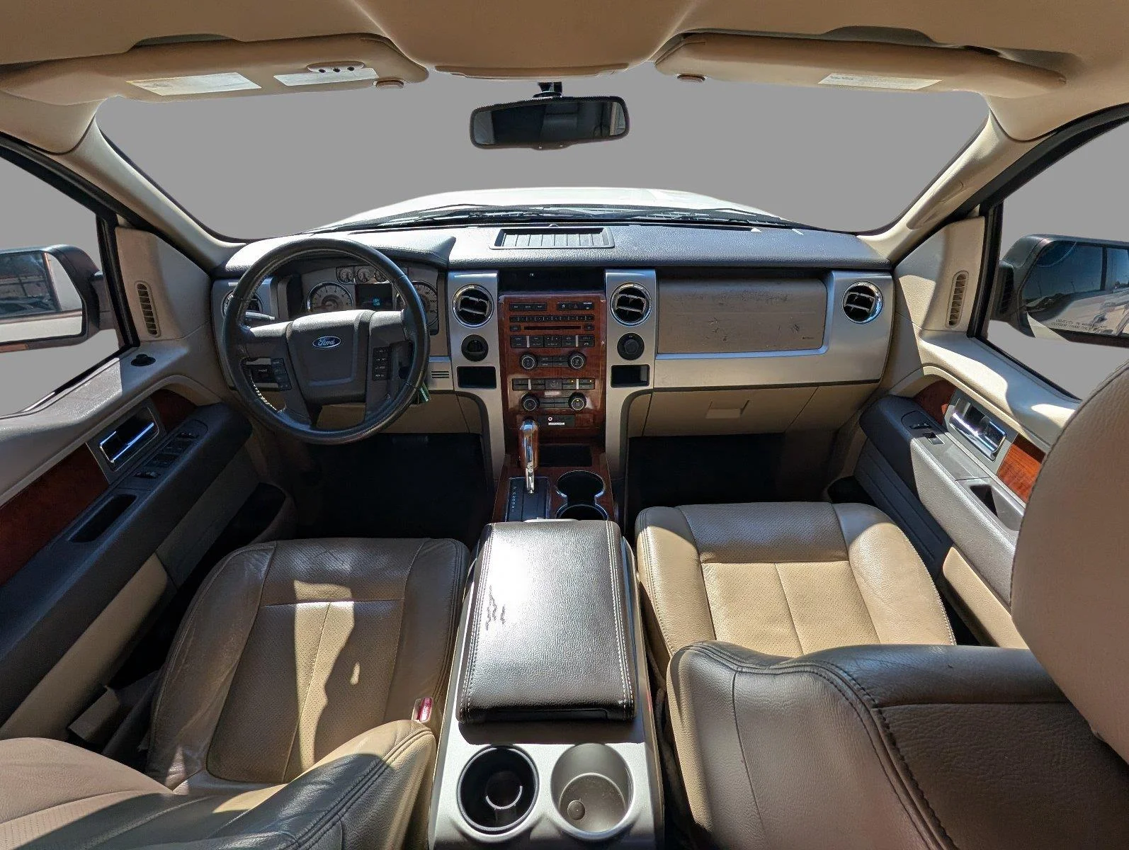 Used 2009  Ford XL image 26