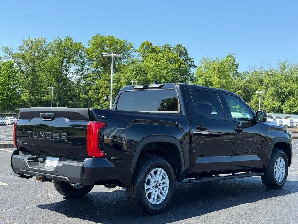 Used 2023 Black Toyota SR5 image 3