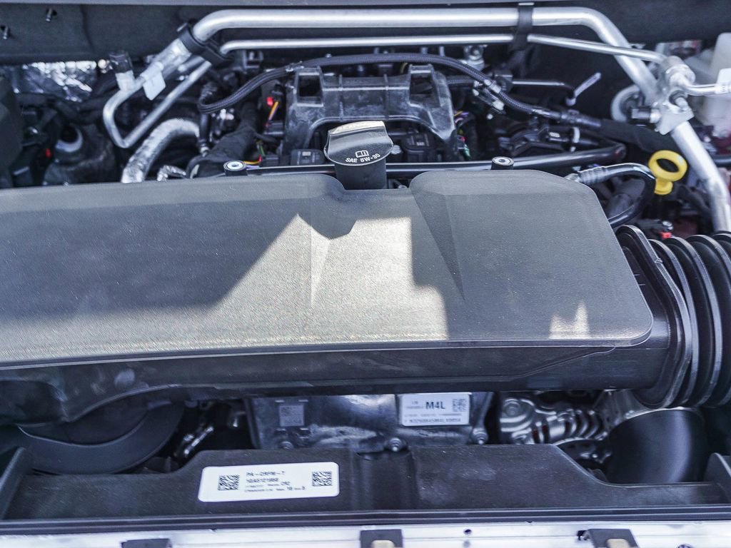 New 2026 Summit White Chevrolet LT image 25