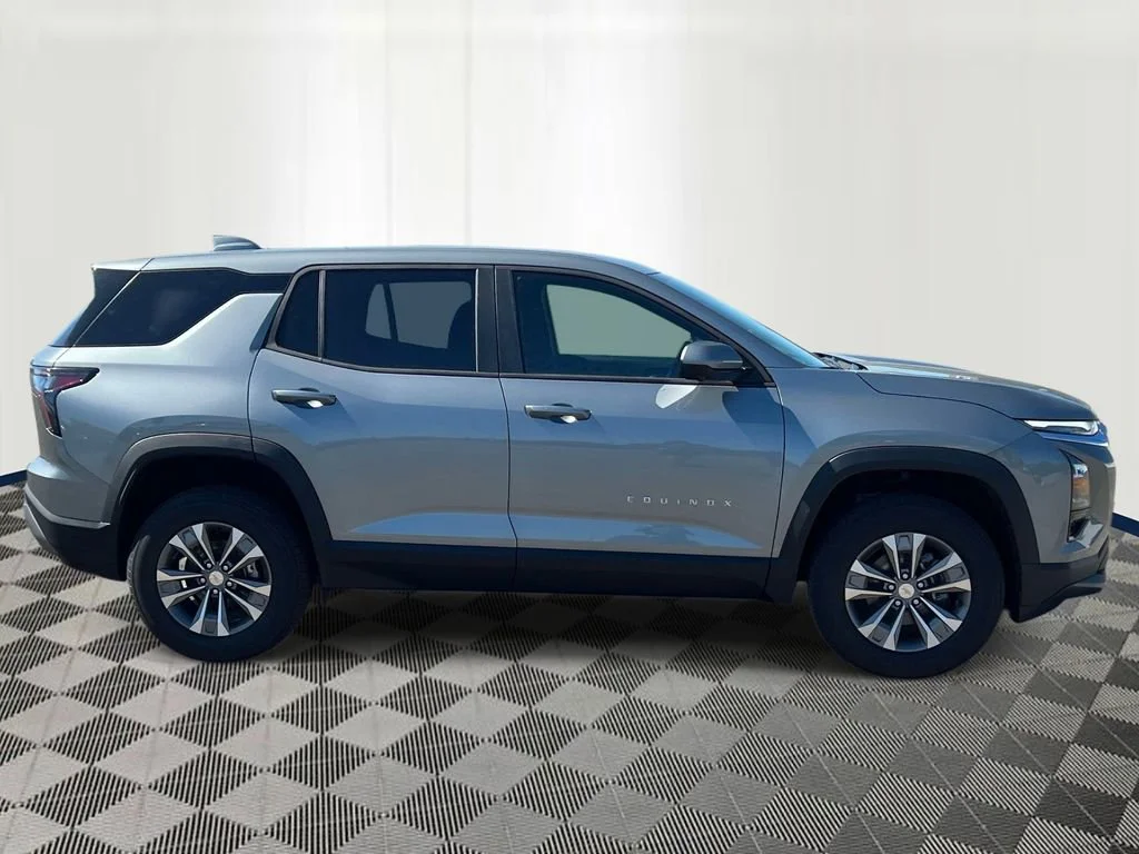 2026 Chevrolet Equinox LT - Photo 6
