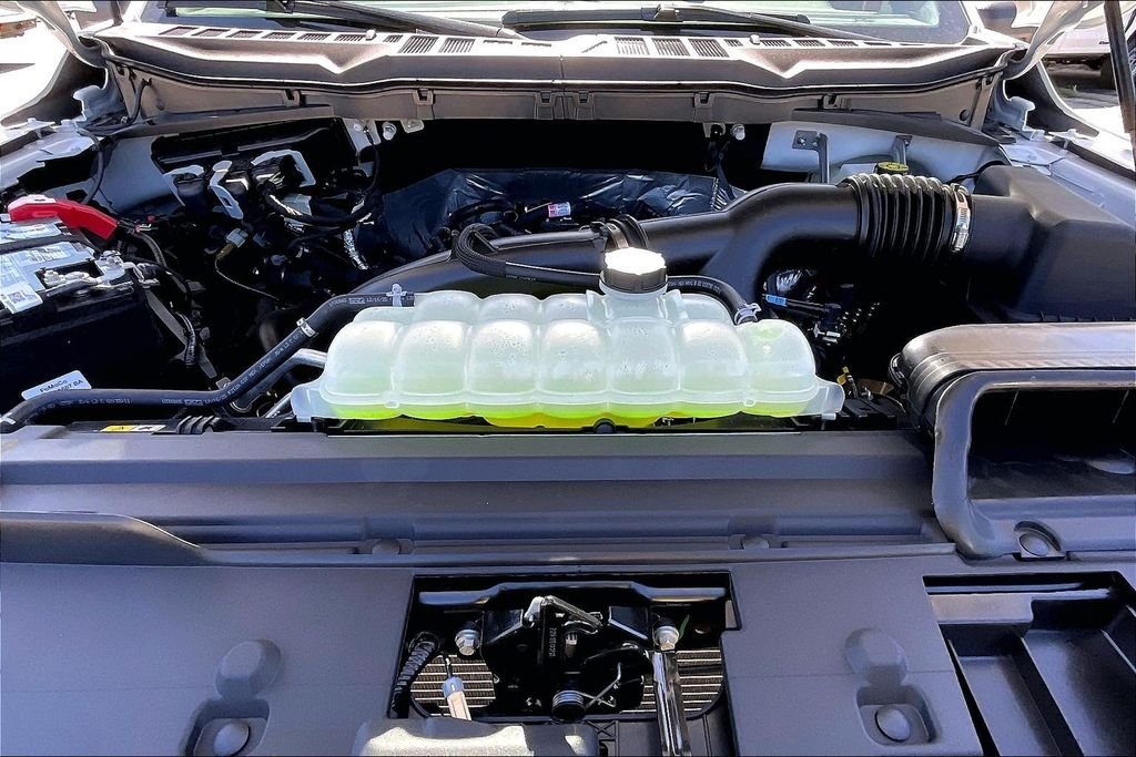 New 2026 Ford F-150 XLT 4D SuperCrew