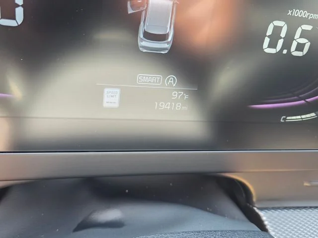 Used 2025 Snow White Pearl Kia LX image 24