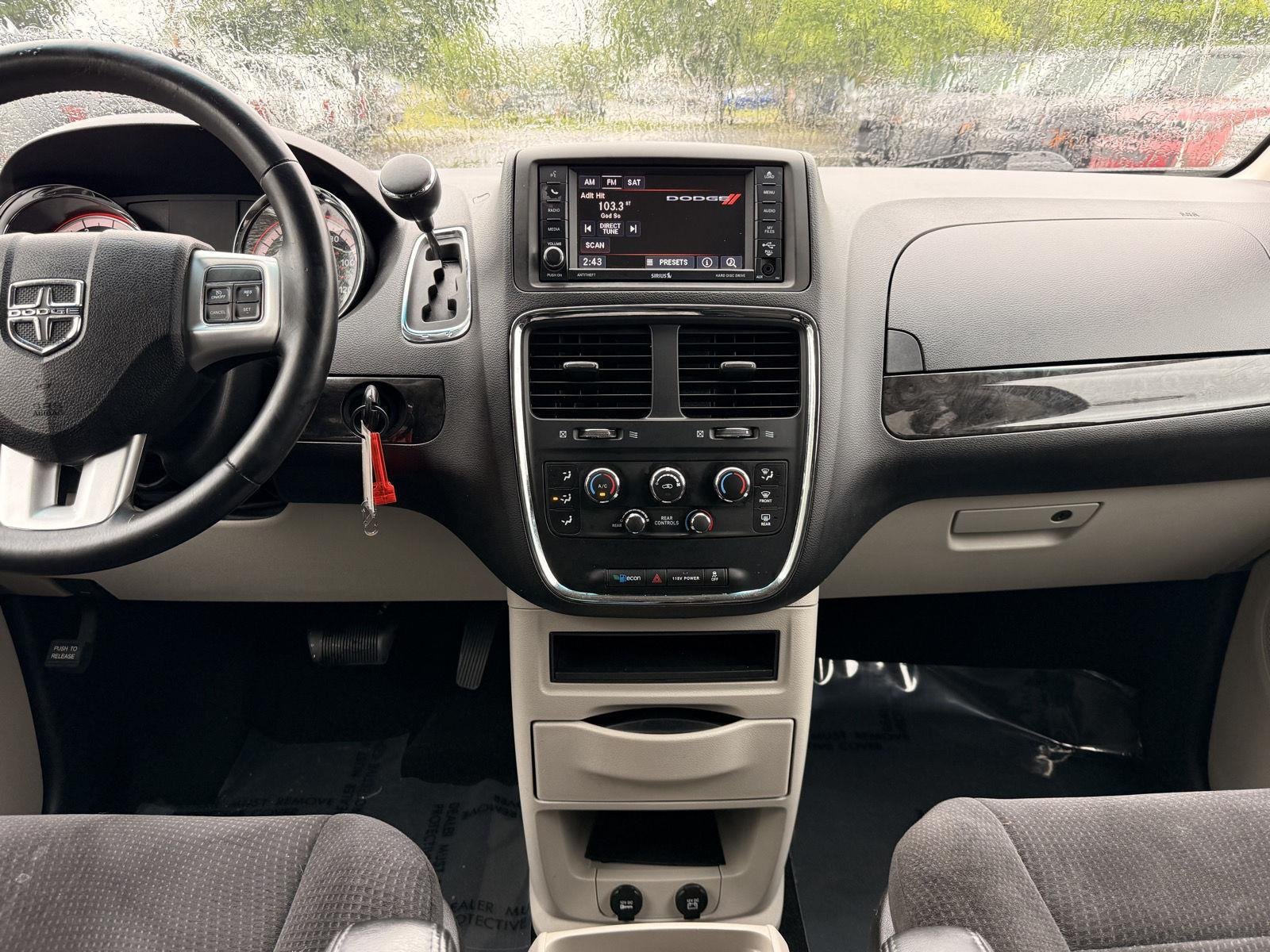 2014 Dodge Grand Caravan SE - Photo 25