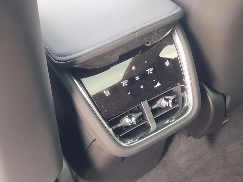 2025 Volvo EX90 Plus - Photo 21