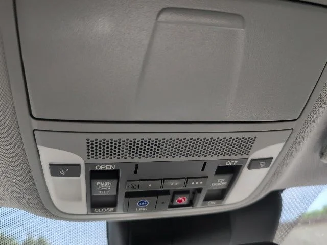 Used 2018 Silver Acura Advance Package image 29