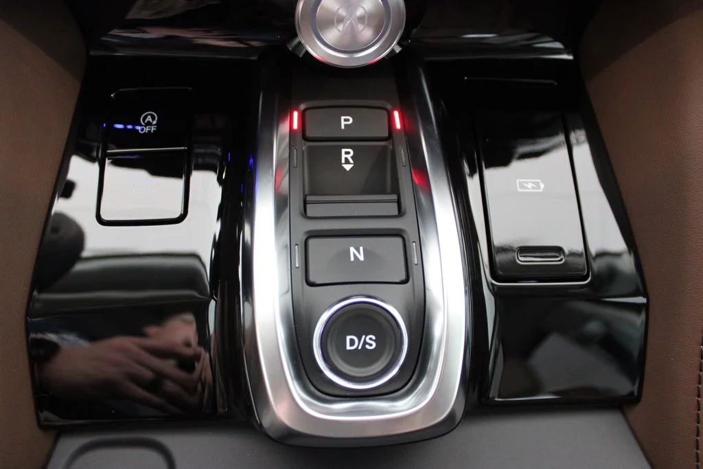 New 2026 Liquid Carbon Metallic Acura Advance Package image 15
