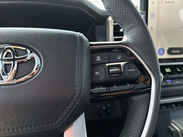 New 2026 Wind Chill Pearl <sup>1</sup> Toyota Tundra Platinum image 35