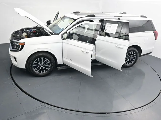 Used 2025 White Ford Platinum image 46