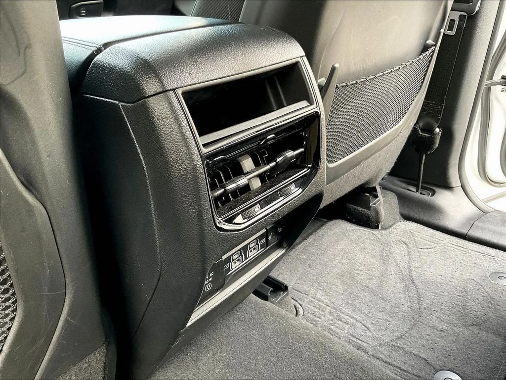 Used 2023 Bright White Clearcoat Jeep Limited image 12