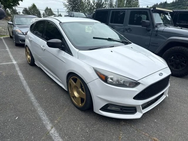 2018 Ford Focus ST