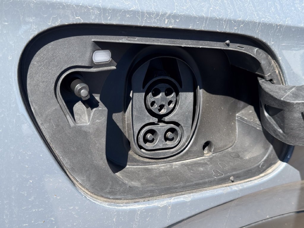 Used 2023 Gray Volkswagen Pro S Plus image 8