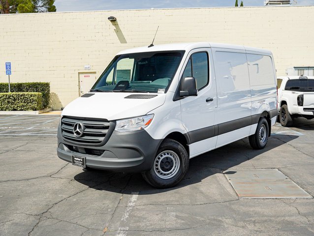 2026 Mercedes-Benz Sprinter Cargo Van 2500 Standard Roof I4 Diesel 144 Worker RWD