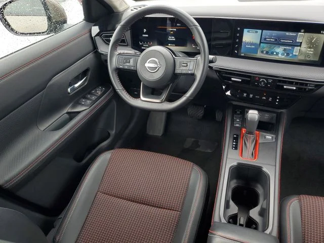 Used 2025 Brown Nissan SR image 15