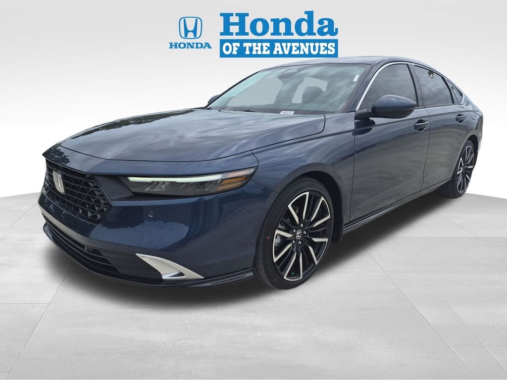 2026 Honda Accord Hybrid Touring - Photo 3